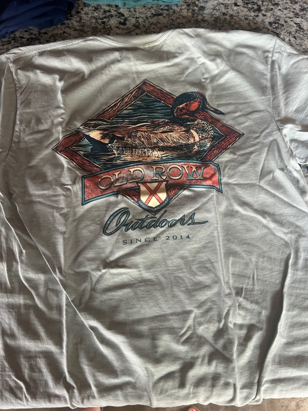 Old Row Outdoors Men’s Light Gray Short Sleeve Graphic Tee